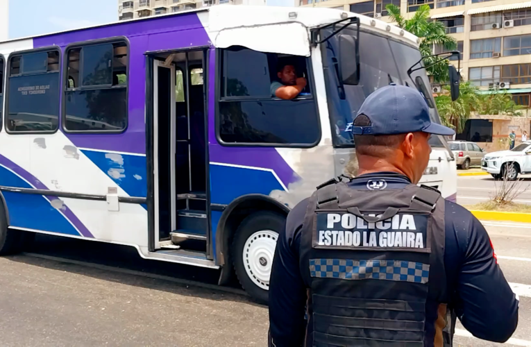 Pasaje a Bs. 25 solo ha traído pugnas choferes-usuarios