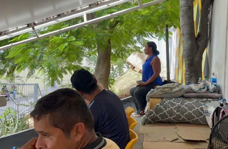 Atención Gobernador: La sala de espera del Seguro es un sauna y necesita ventiladores