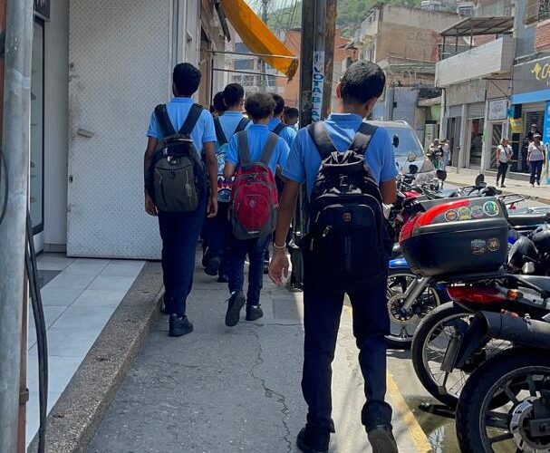 El psicólogo escolar juega un rol primordial para hacer frente al bullying