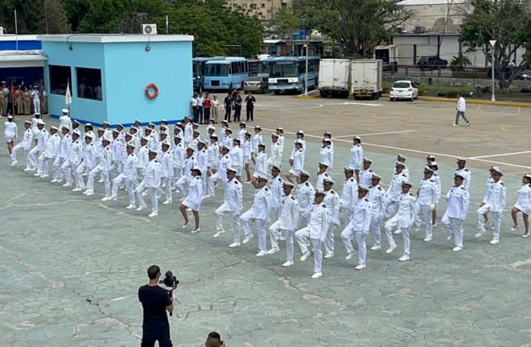 Ascensos en la Universidad Marítima