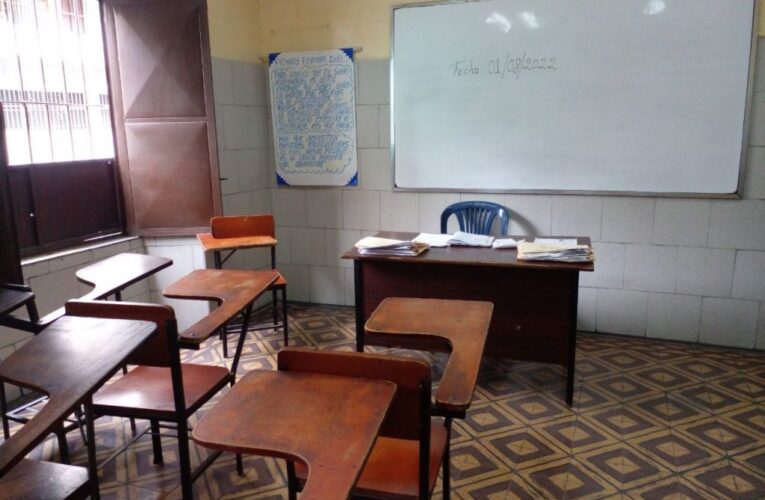 ME suspendió las clases