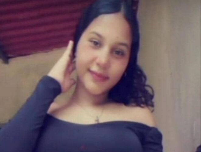 Muere adolescente de 16 años porque fue forzada a parir