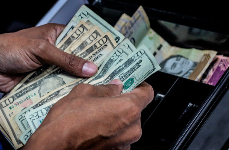 No habrá dólares para consumo suntuario