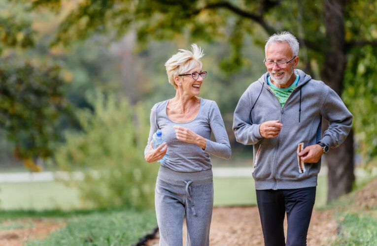 Llevarán la vida saludable más allá de los 80 años con ejercicios y fármacos