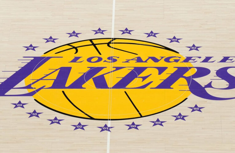 Los Angeles Lakers comprado por 10 mil millones de dólares