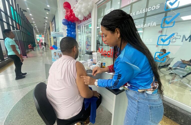 Invitan a la población a vacunarse gratuitamente