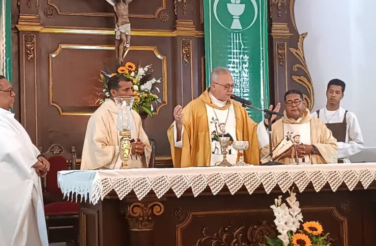 Jubileo de los educadores se realizó en Tanaguarena