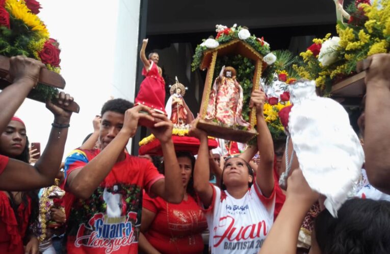 Los tambores retumbaron en la Catedral
