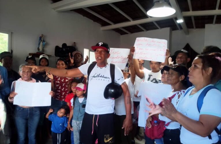 Familiares y compañeros claman libertad para los 8 pescadores