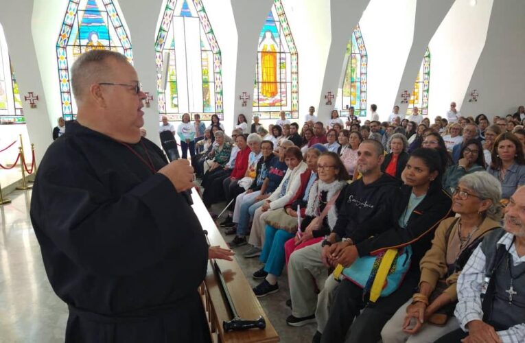 Santuario de Fátima recibió a fieles