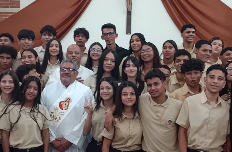 150 alumnos egresan del Gonell