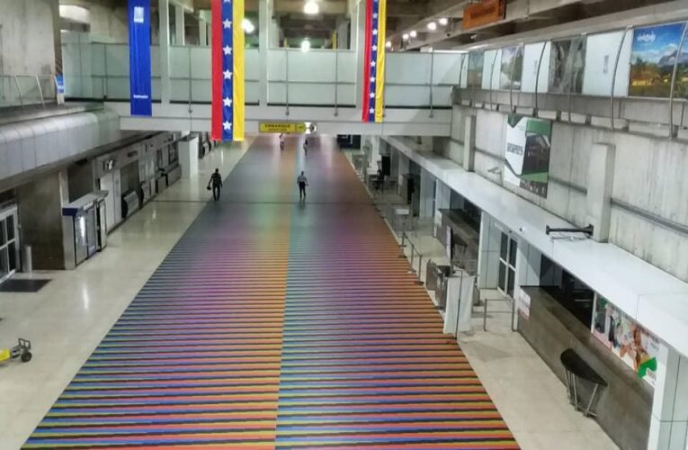 SNTP denunció la injusta retención y deportación de 2 periodistas mexicanos