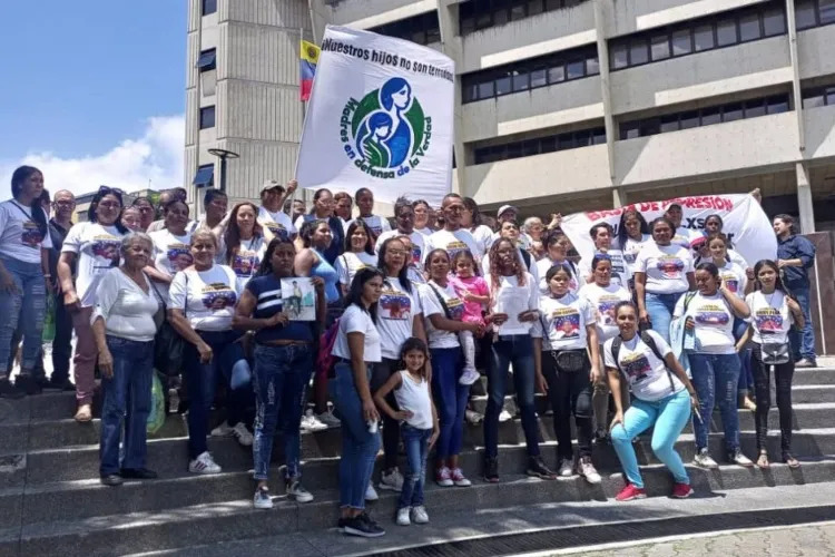Madres de adolescentes detenidos protestaron en el TSJ