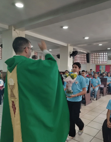 Encuentro zonal con adolescentes