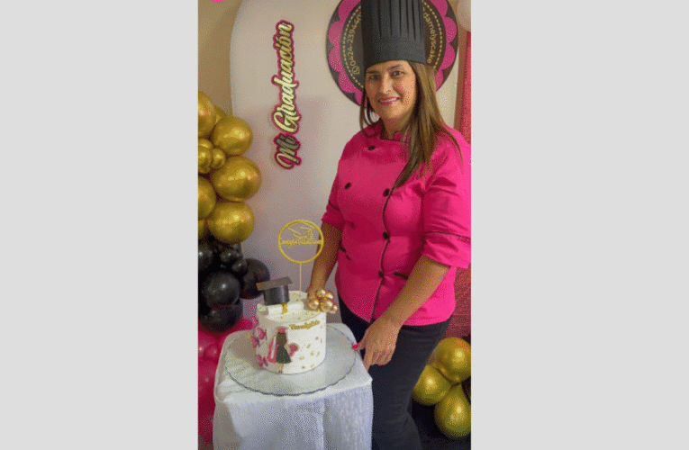 60 estudiantes se gradúan en Damelys Cake