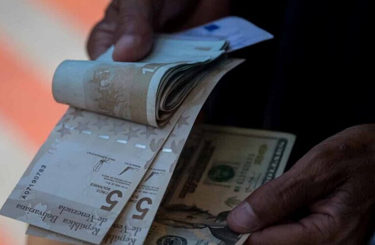 Pagaron a empleados públicos Bono de Guerra y primer mes de aguinaldos