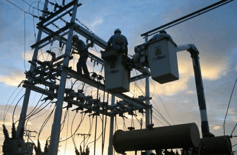 Experto afirma que el gas natural podría fortalecer el sistema eléctrico