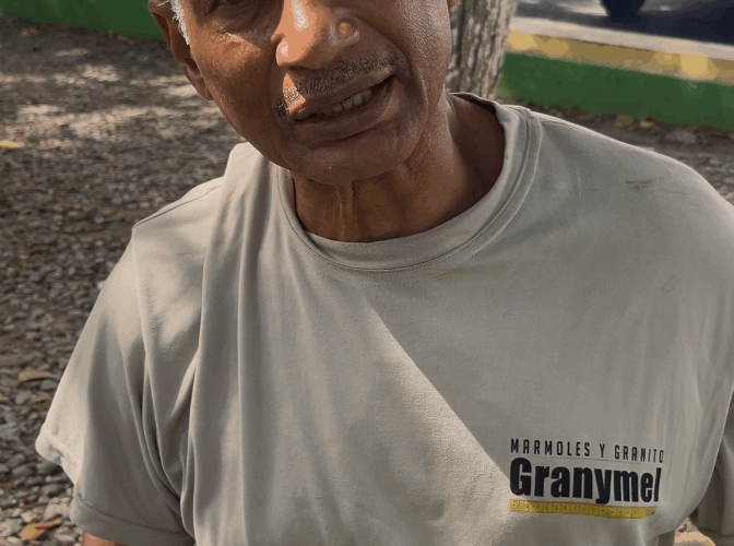 Pasajeros claman por los rojitos