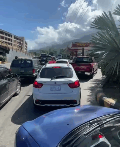 Para dar 5 vueltas diarias choferes piden que los equipen con 100 litros