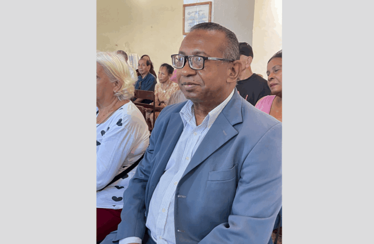 Jubilados exigen bono de $300 ante aguinaldo de Bs. 130