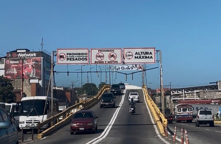 Motorizados tienen prohibido circular por elevados