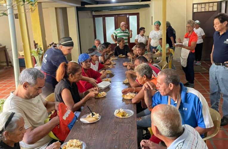 Banquete navideño para 110 comensales