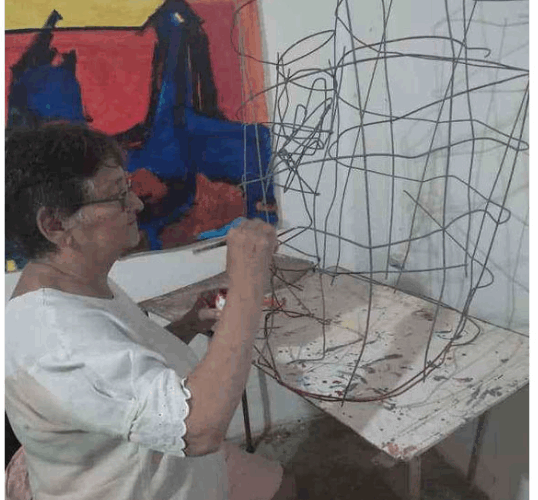 Inauguran El Arte Abstracto de Gladys Arguizones