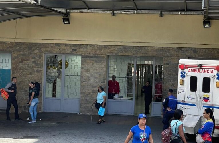 Abuela fracturada de 94 años tuvo que comprar su yeso en el Seguro