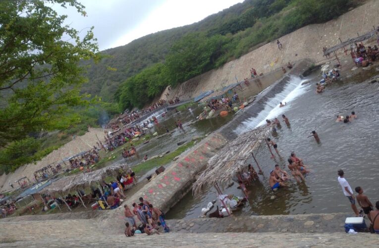 Playas guaireñas estarán abiertas hasta las 4:00 pm