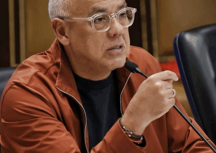 Jorge Rodríguez: Si baja el dólar los comercios deben bajar sus precios