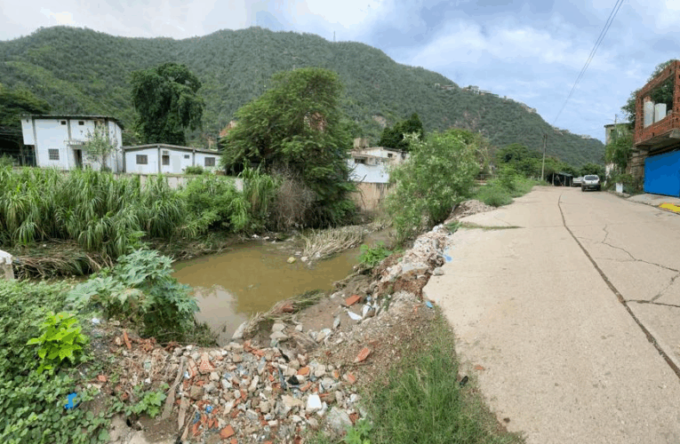 Embaulamiento y pasarela piden en Marapa El Piache