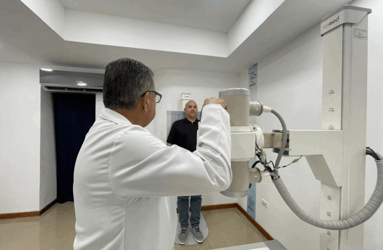 Clínica Medik activa servicio de rayos X a precios solidarios
