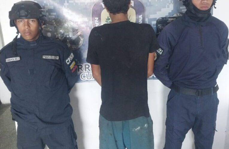 Preso por pegarle a su madre