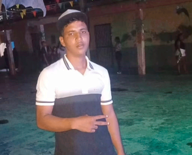 Vendedor playero y motopiruetista arrolló a una pareja y se mató