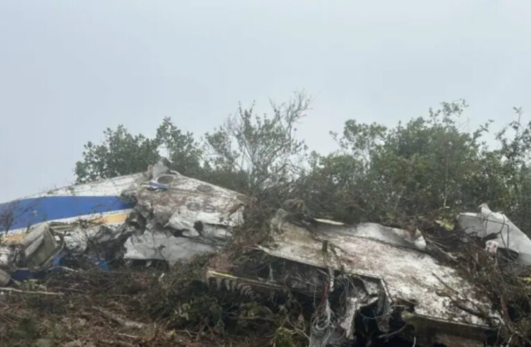 Mueren 15 personas en avión siniestrado en Colombia