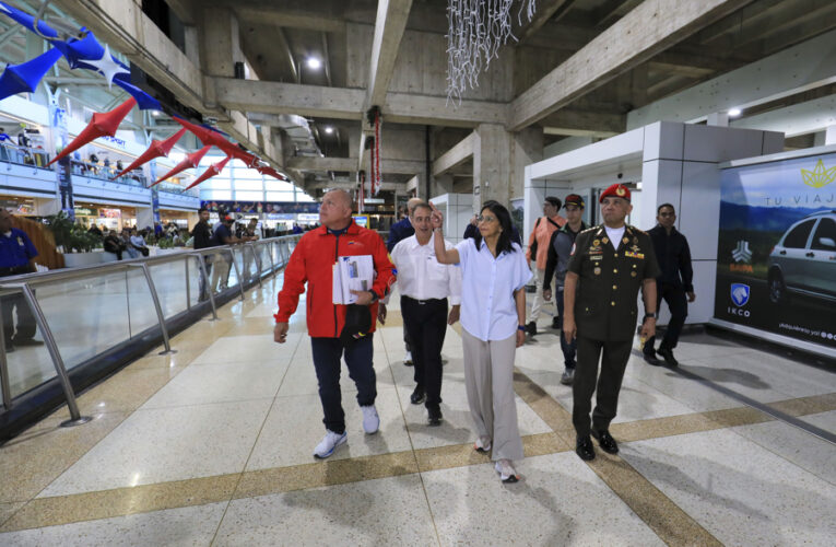 Presidenta encargada supervisó obras en el aeropuerto de Maiquetía