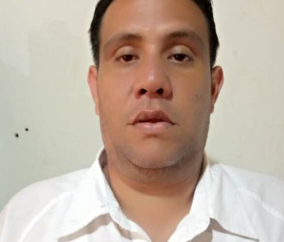 Destacado enfermero de La Guaira requiere cateterismo de urgencia