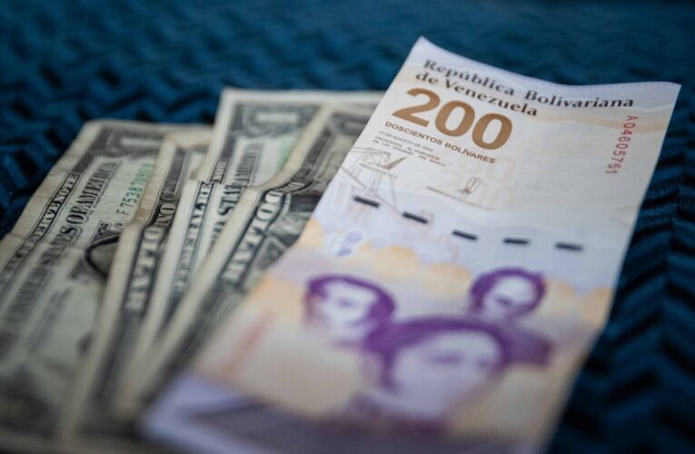 $1=Bs.443,25: Paren la devaluación diaria pues empobrece a todos