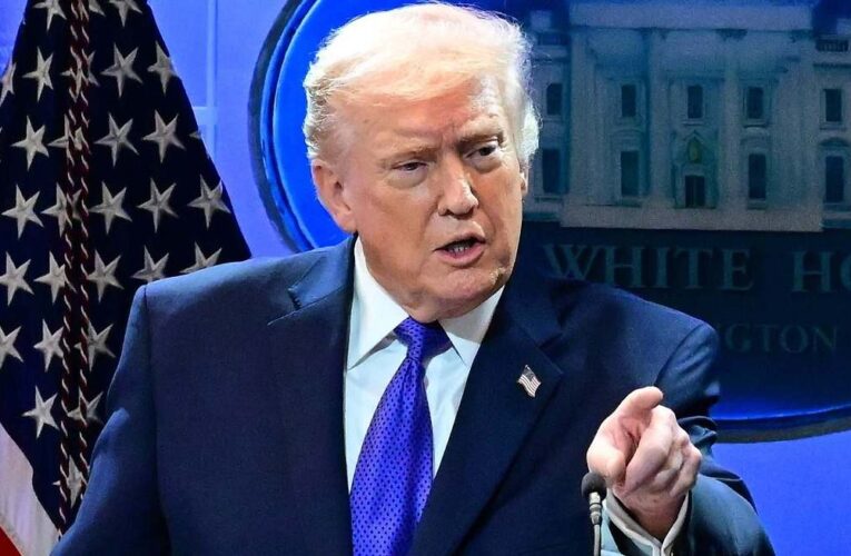 Donald Trump corta relaciones comerciales con España