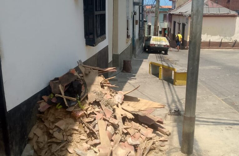 Colapsa techo en El Guamacho