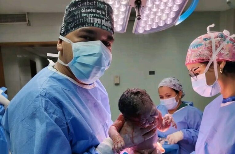 “En Venezuela los médicos aprendimos a ser arquitectos de soluciones”