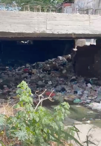 Exigen limpieza inmediata de la quebrada El Carmen