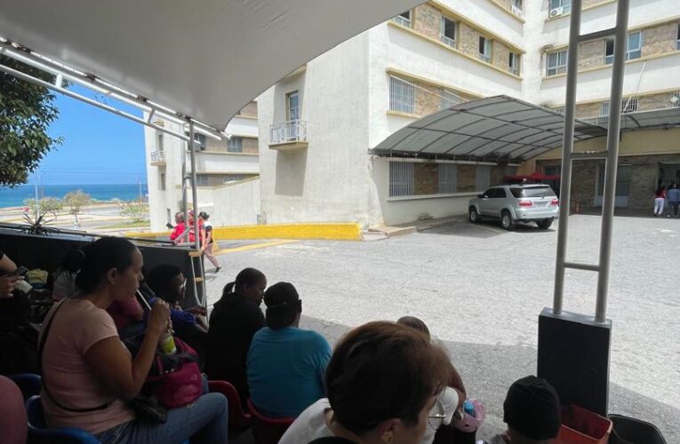 El Seguro carece de especialistas y el laboratorio no funciona