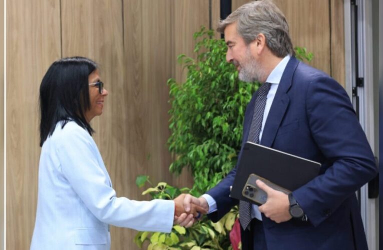 Venezuela y Repsol firman acuerdos  para potenciar la industria energética