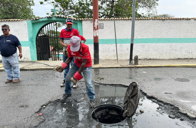 Hidroven soluciona problemas de aguas servidas en Caraballeda
