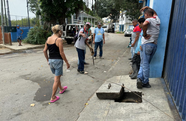 Atendieron avería de aguas servidas en Catamare