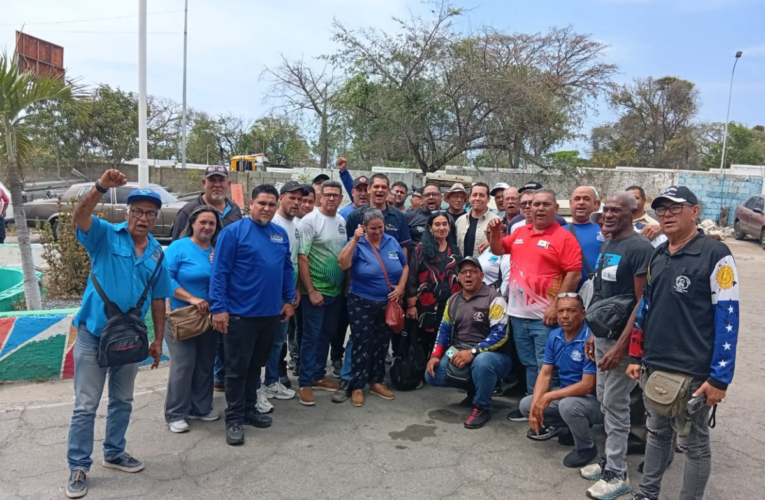 Choferes se reunieron con Fontur