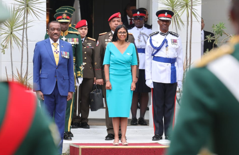 Delcy Rodríguez inicia agenda oficial en Barbados
