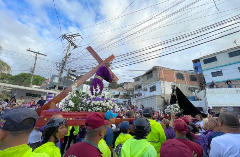 La procesión más larga de Catia la Mar