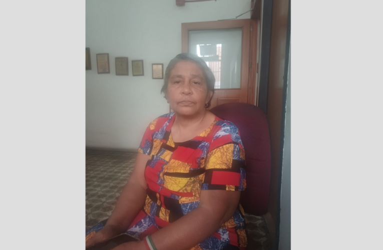 Maestra fue removida del Manuel Segundo Sánchez y piden su restitución